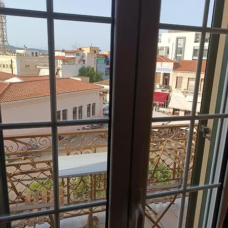 Amfitrion Apartment *